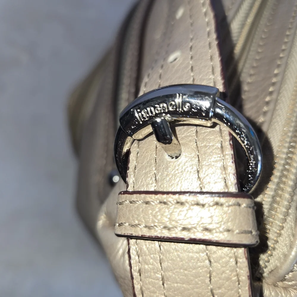 Tignanello Gold Leather Shoulder Bag in EUC